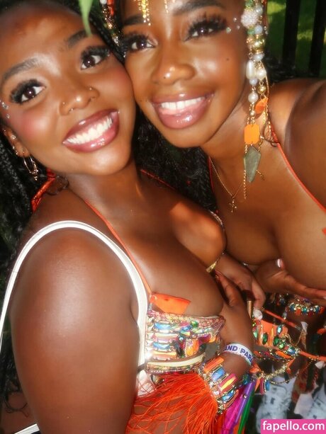 Deb Smikle pretty model pics