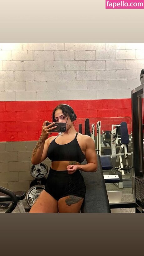 Kingandrea model exclusive images