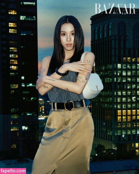 Chaeyoung model hot photos