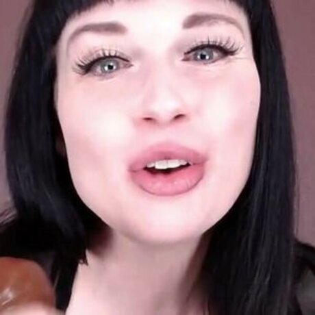 MissKatherineNoir pornstar top image