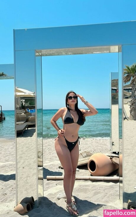 sseliingn model nice pictures