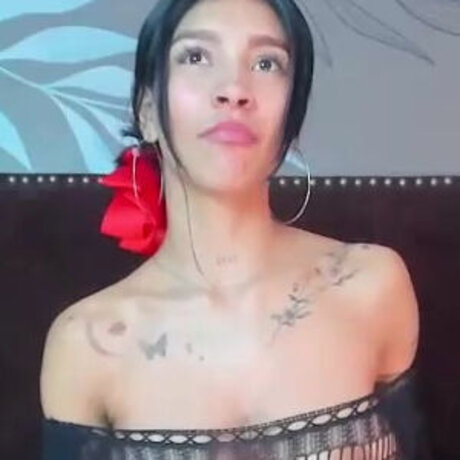 laura aristizabal 19 art actress photo