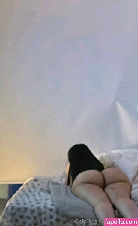 pale teen onlyfans pretty pics