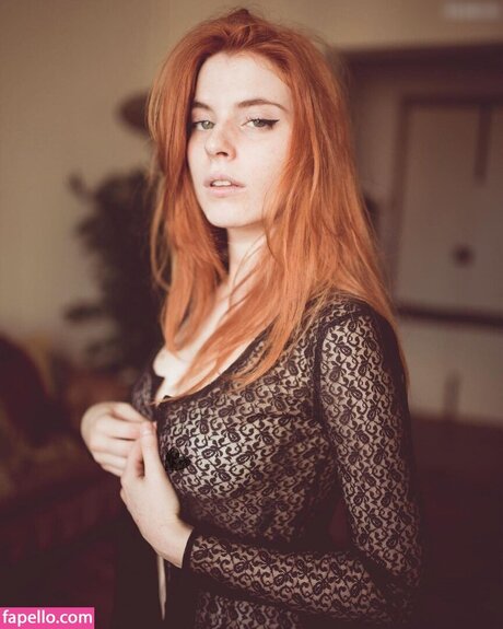 Lucilla Jiggly exclusive pornstar archive