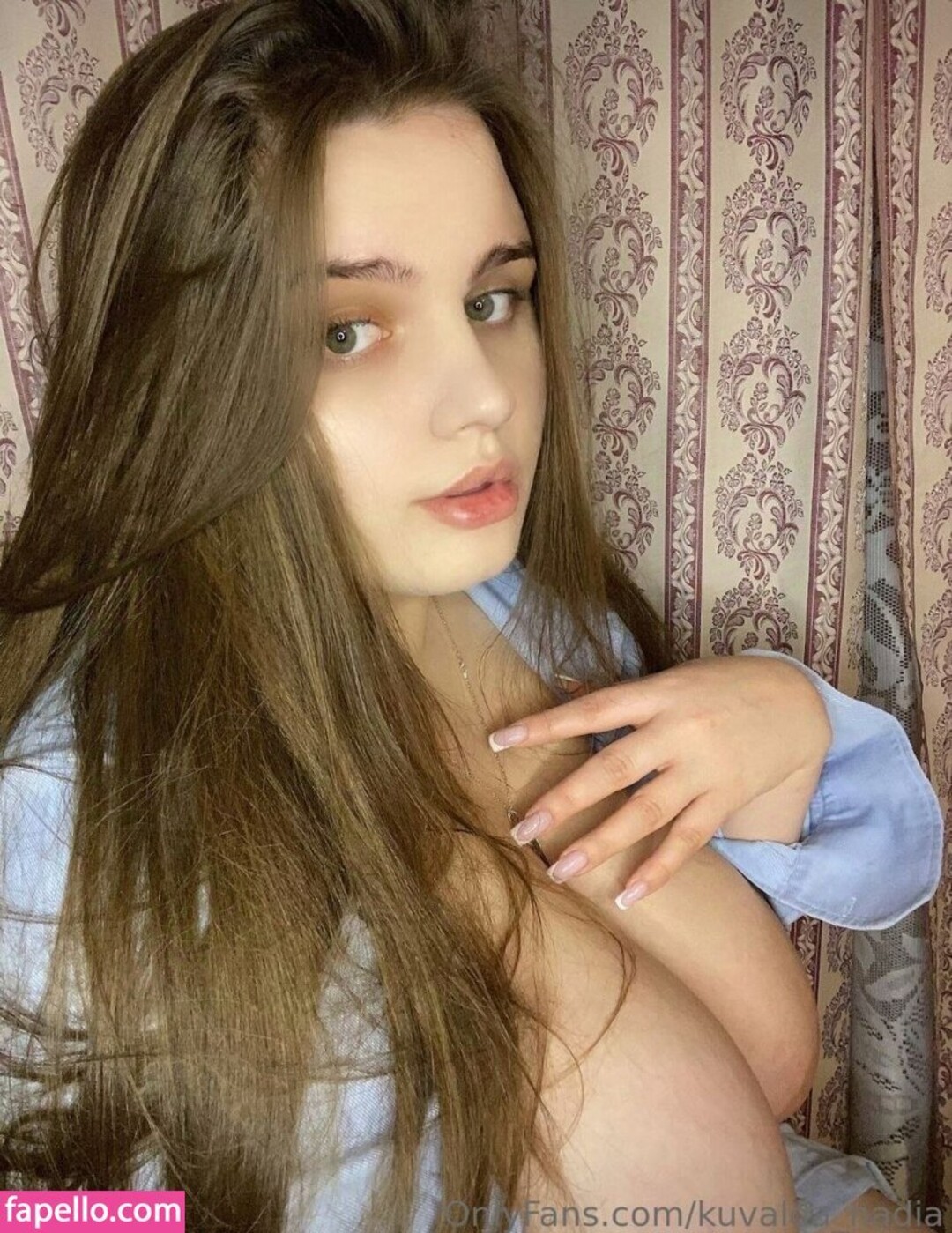 thick latina milf onlyfans pornographic picture