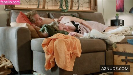 Caroline Frier hd model photos