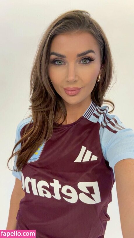 Kate Tracey hot star img