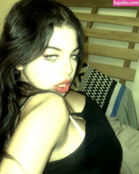 Ale oficial nice actress galleries