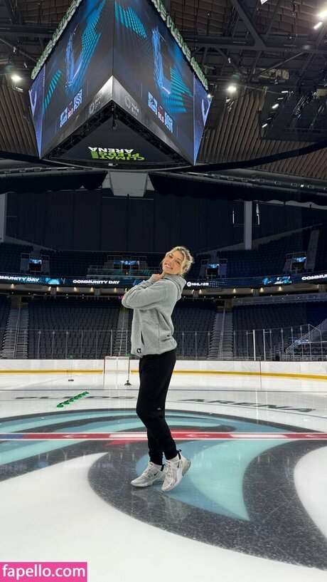 asian cheerleader onlyfans hot sex image