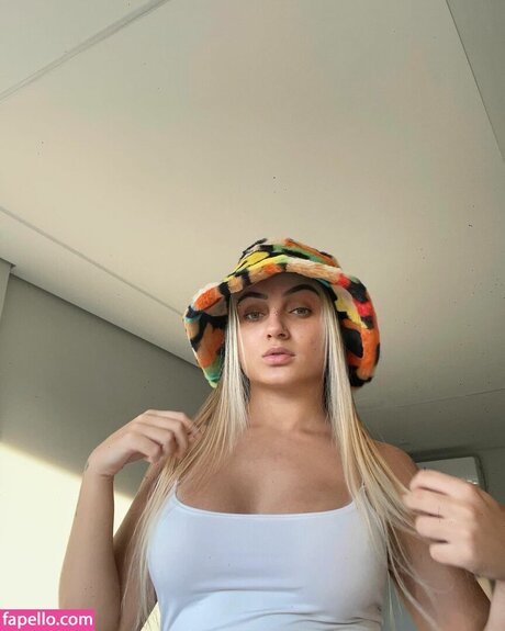 Lavinia Miranda pornstar xxx pictures