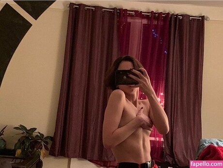 likaaa xo erotic star image