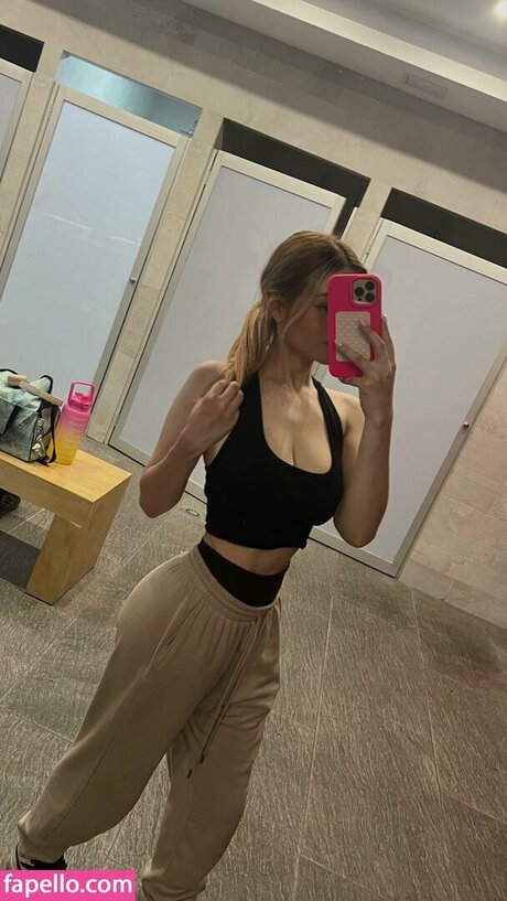 chubby kitty onlyfans exclusive image