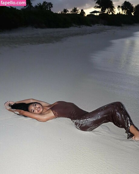 Jaya Araye Williams model pretty photos