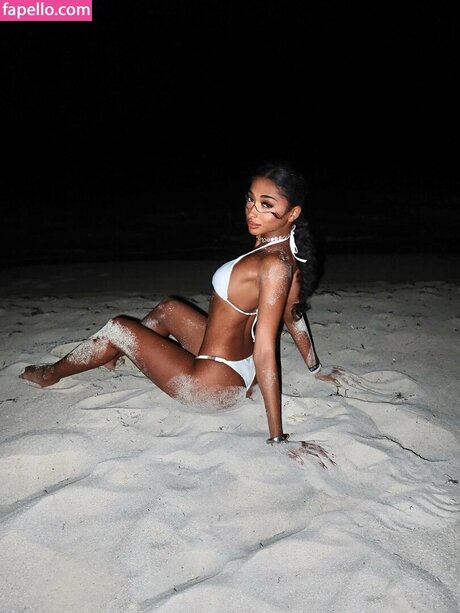 Jaya Araye Williams pornstar top photos