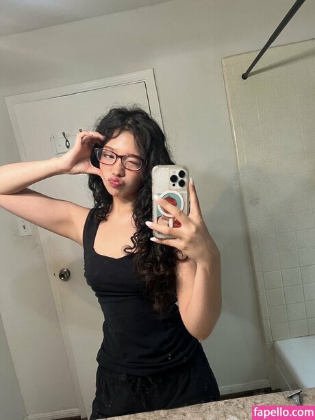 Outrovero pornstar hot img