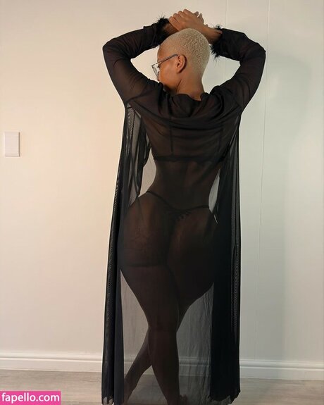 Faustina Thobakgale star naked img