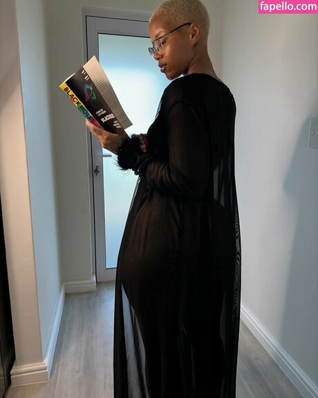 Faustina Thobakgale model hot pic