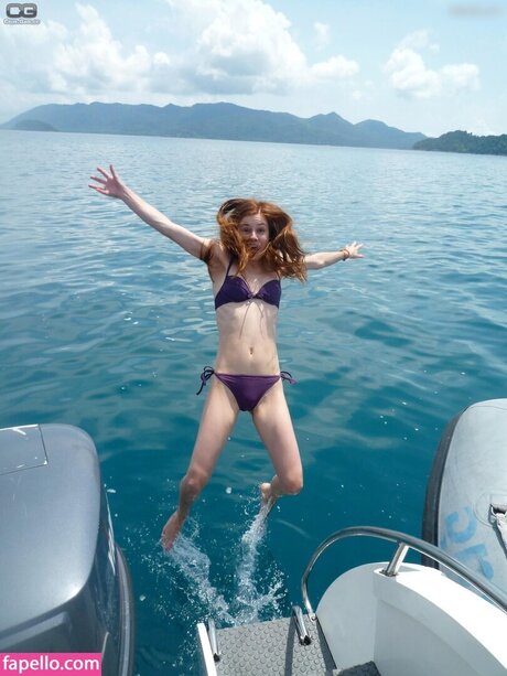 real twin onlyfans pretty pic