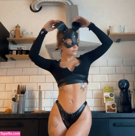 ebony smoking onlyfans best photo