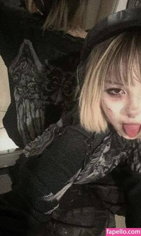 Paradoxy hot pornstar gallery