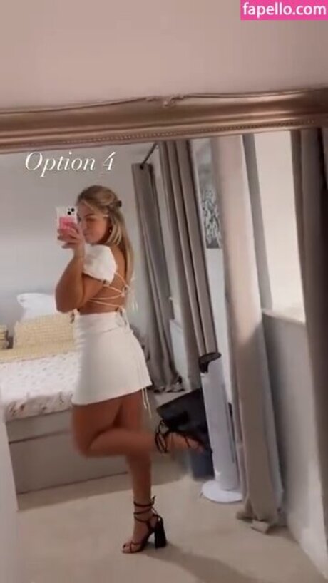 Harriet Cowan From Clarkson s Farm star perfect pic