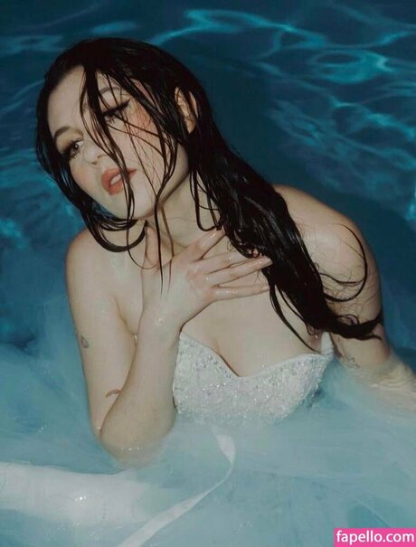 Jessie Paege model beautiful image