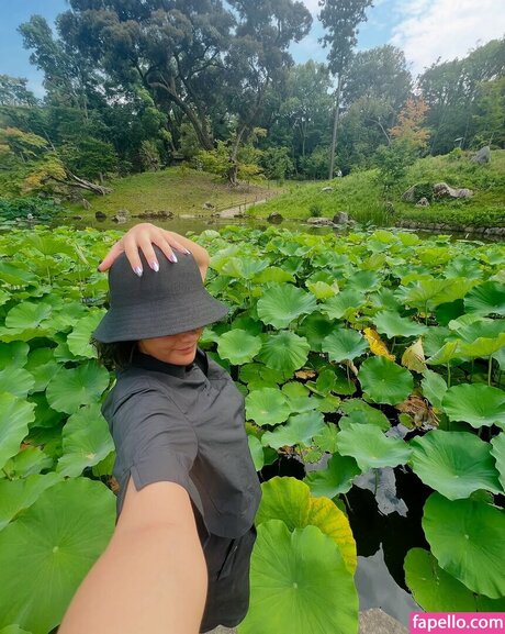 Ayb ke Pusat pornstar hot picture