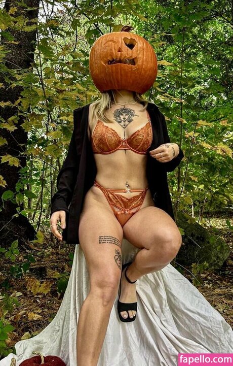 Soph labe pornstar top image