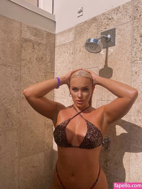 TaylorAnderson101 pretty actress galleries