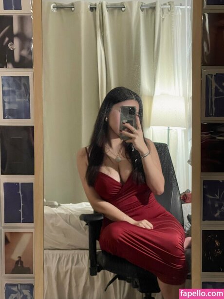 WhyNotJacq hot pornstar pictures