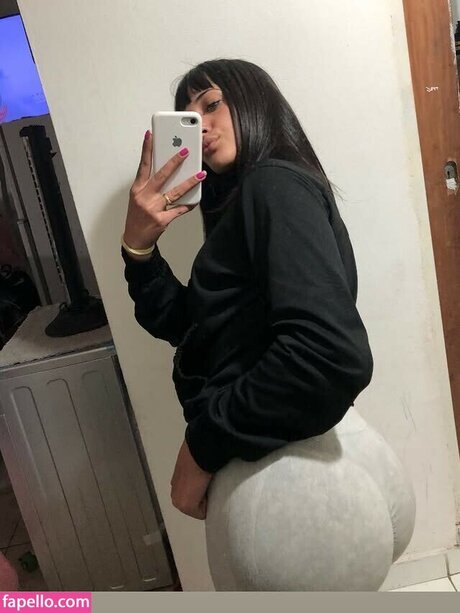 chispiate22 xxx model gallery