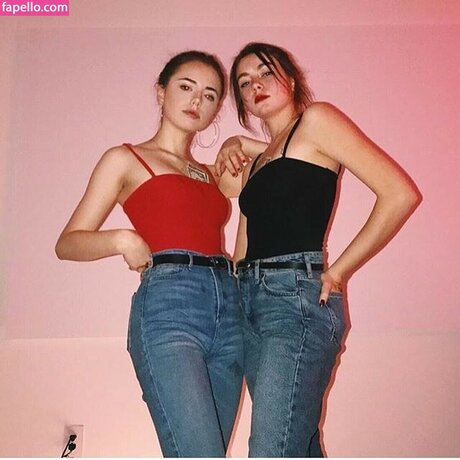 Lily Mo Sheen model adult photo