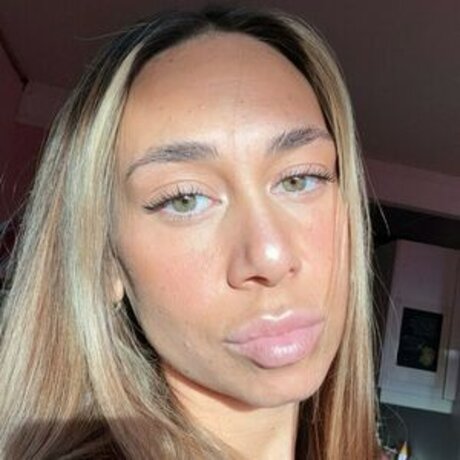 Sarah Aanes Turkmen erotic pornstar photos