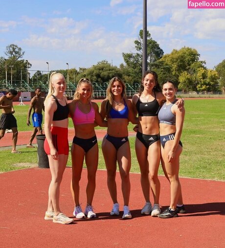 Demi Van Den Wildenberg model nudes image