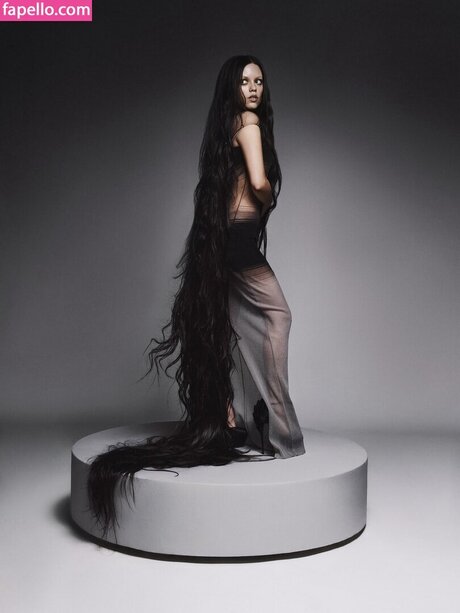 hairy pregnant onlyfans top pic