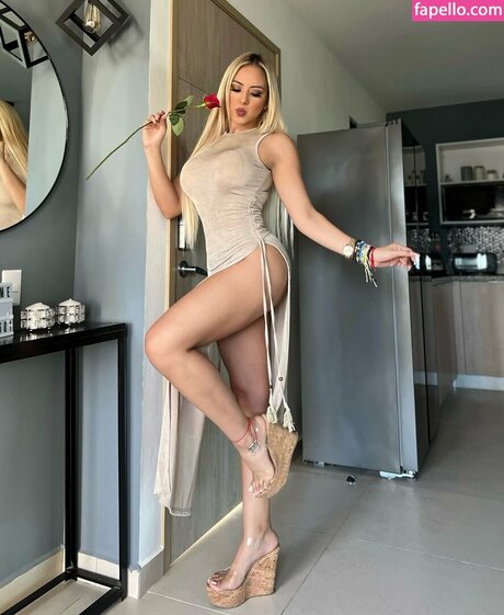 Kimy Leveron star nice photos