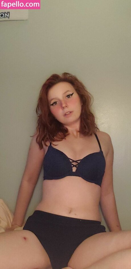 Jessicahenlo model pretty photo