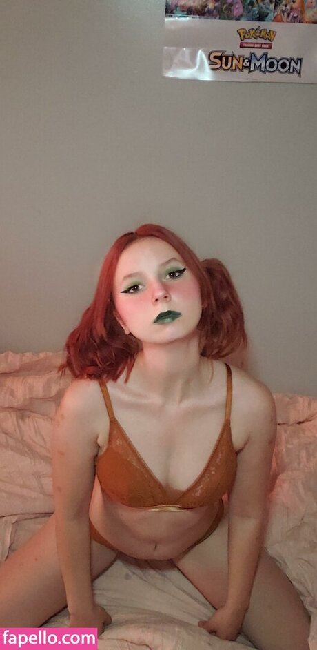 Jessicahenlo art star photos