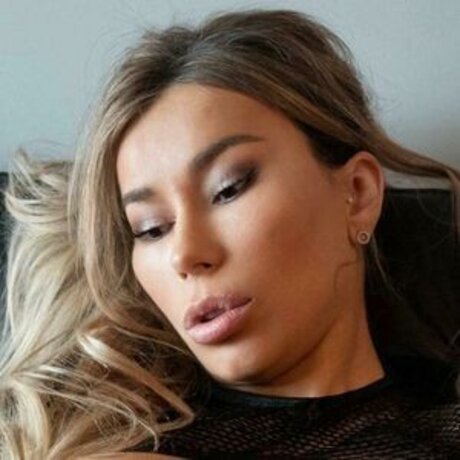 Alexa Micz star hd image