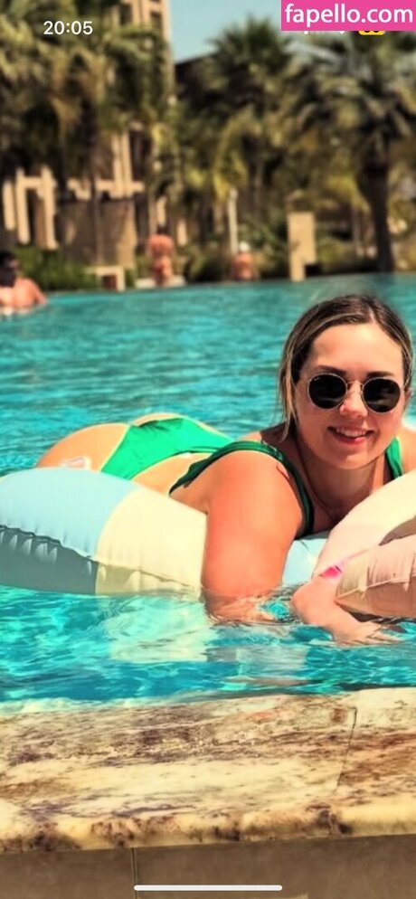 Lucy Claire adult model photos