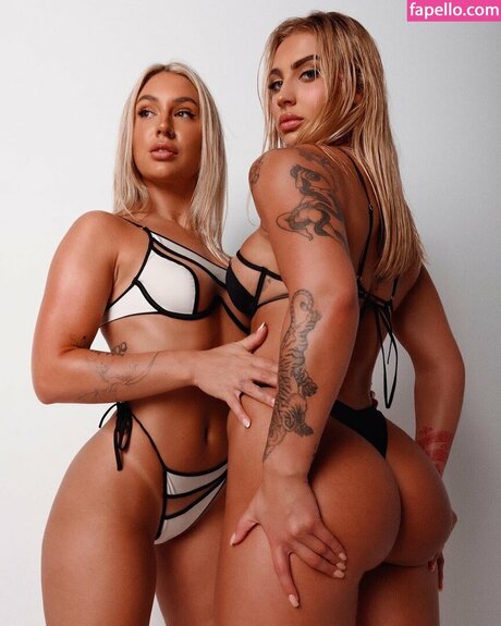 famous onlyfans art naked picture