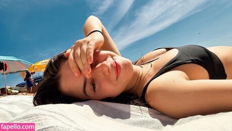 Madalena Arag o nude actress pictures