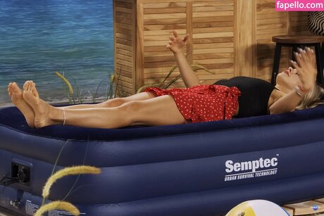 skinny black teen onlyfans nudes img