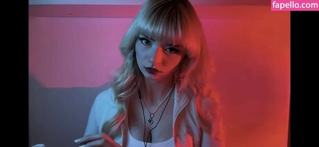 Emma s MySpace model hd image