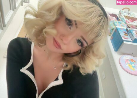 extreme onlyfans pornographic pictures