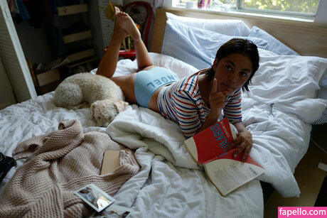 Blu Hunt beautiful star picture