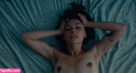 Blu Hunt star hd photo