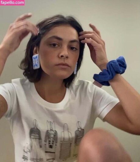 Blu Hunt nice model img