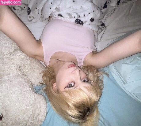 kayla wiggins pretty star photo