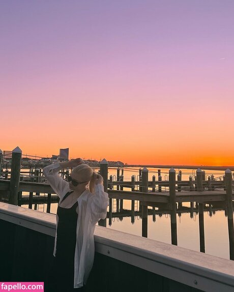 kayla wiggins nice model photos